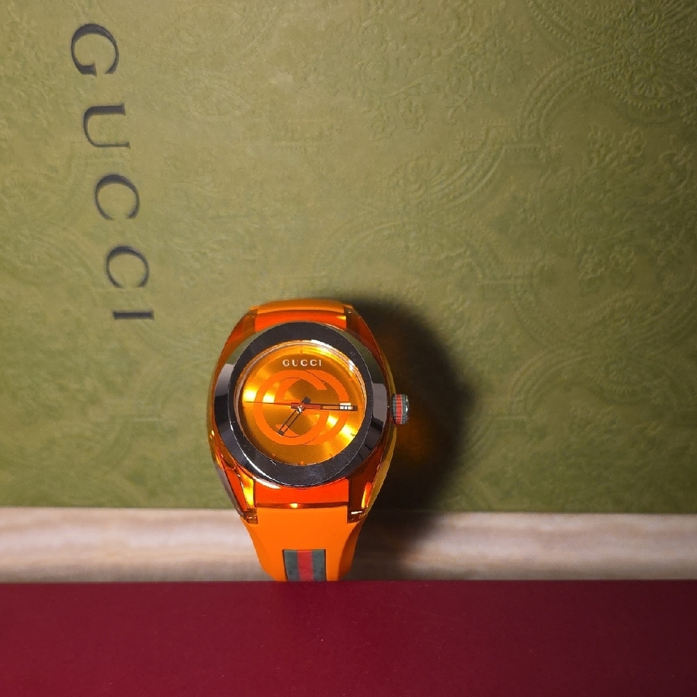 Gucci Men's Vibrant Orange Watch - Picture 7 of 8